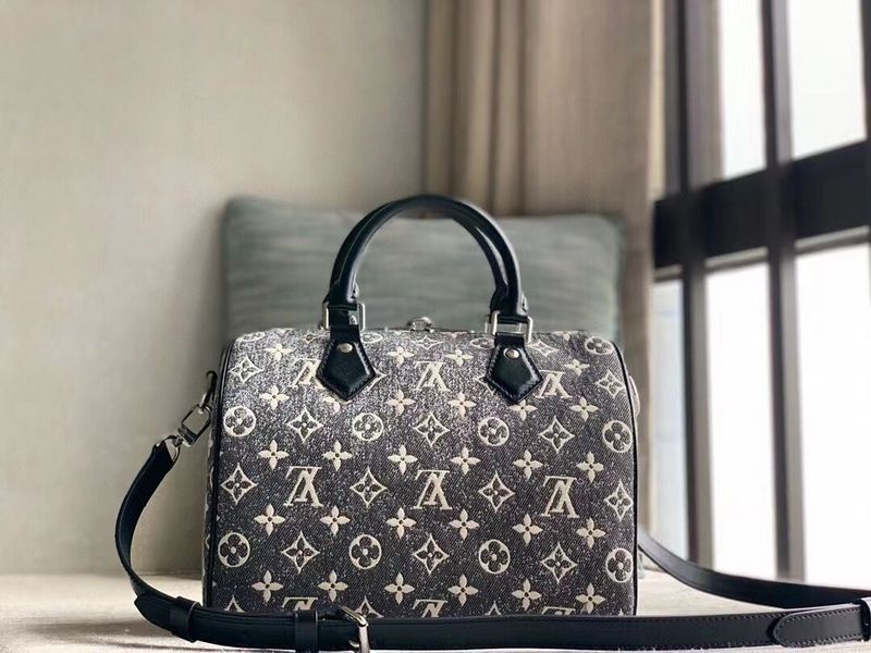 LOV - Luxurious Totes - 881