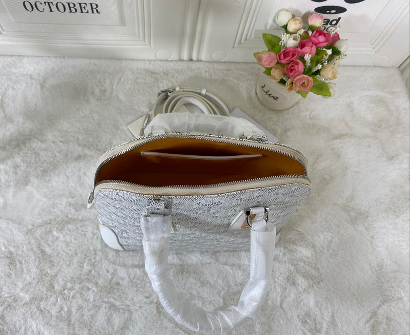 Lux-Totes - GOD Bags - 132