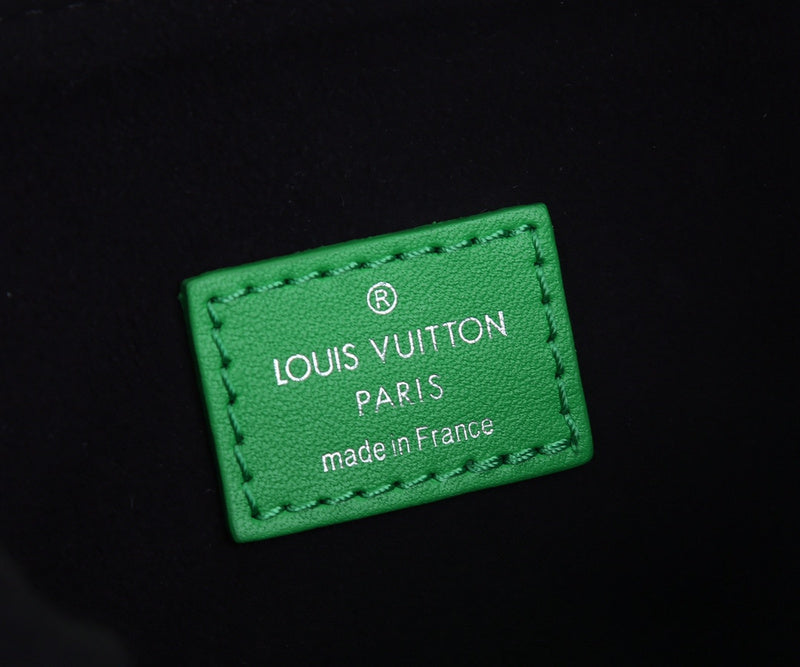 LOV - Luxurious Totes - 1964
