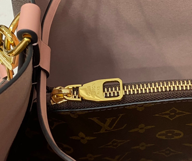 LOV - Luxurious Totes - 2461