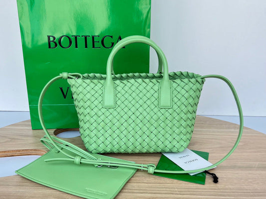Luxurious-Totes - BV Bags - 2016
