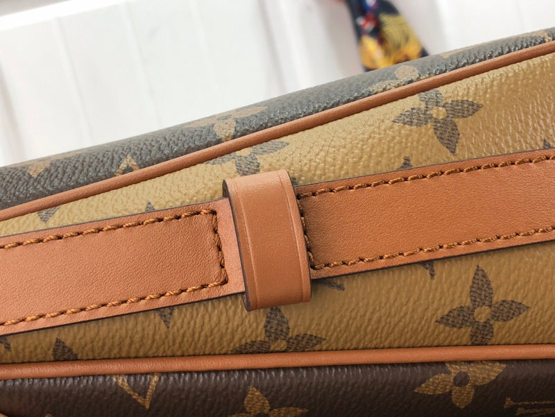 LOV - Luxurious Totes - 1776