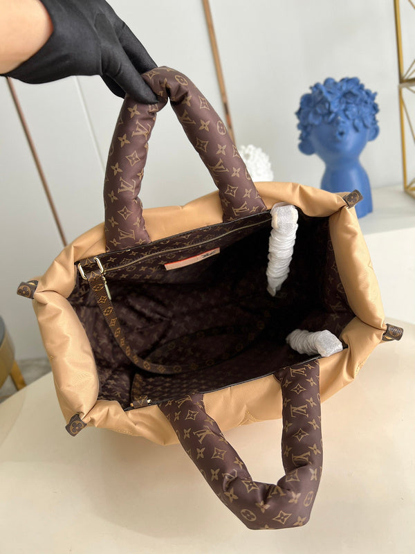 LOV - Luxurious Totes - 2118