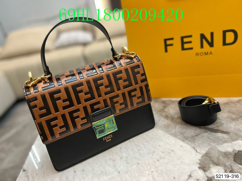 GC - Shoulder - 2693