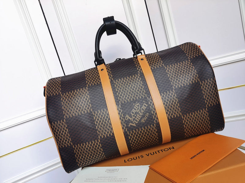 LOV - Luxurious Totes - 365