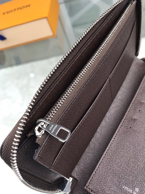 Lux-Totes - LOV Bags - 4750