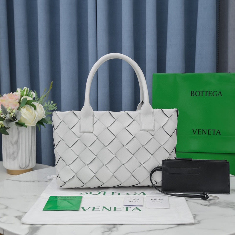 Luxurious-Totes - BV Bags - 2661