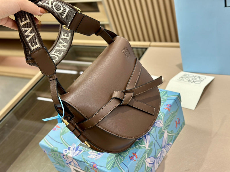 Luxurious Totes - LW-CH Bags - 005