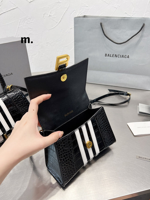 Luxurious Totes - BGA2 Bags - 070