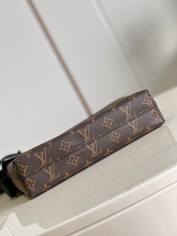 LOV - Luxurious Totes - 1082