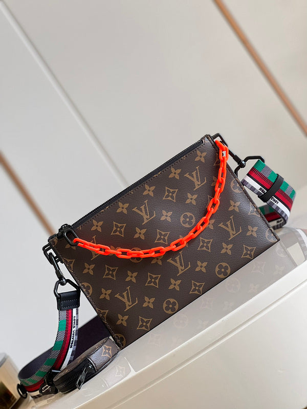 LOV - Luxurious Totes - 1867