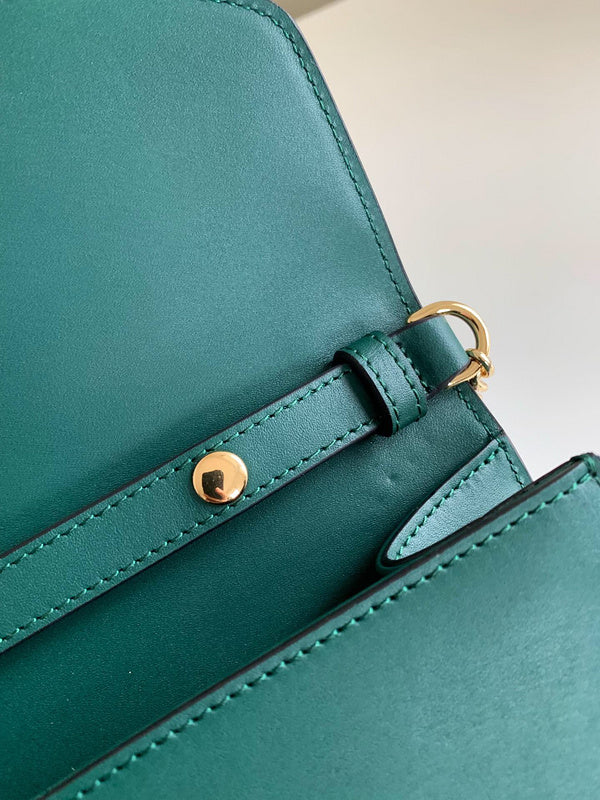 Luxurious Totes - Latest - 10074
