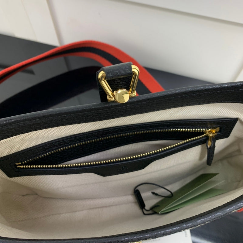 GUI - Luxurious Totes - 1117