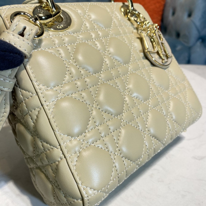 Luxurious Totes - Latest - 6318