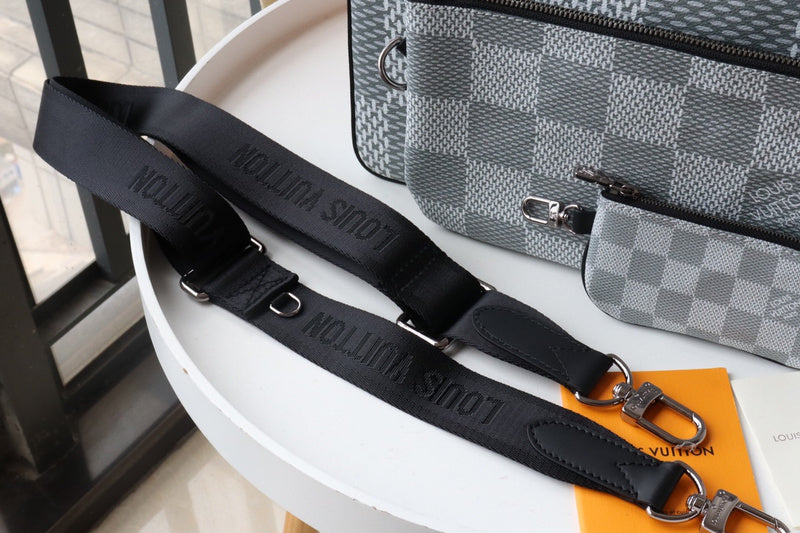 LOV - Luxurious Totes - 2372