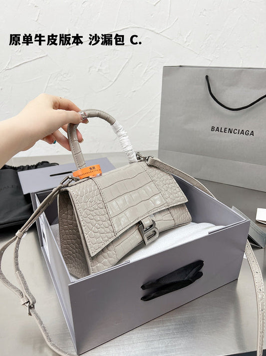 Luxurious Totes - BGA2 Bags - 123