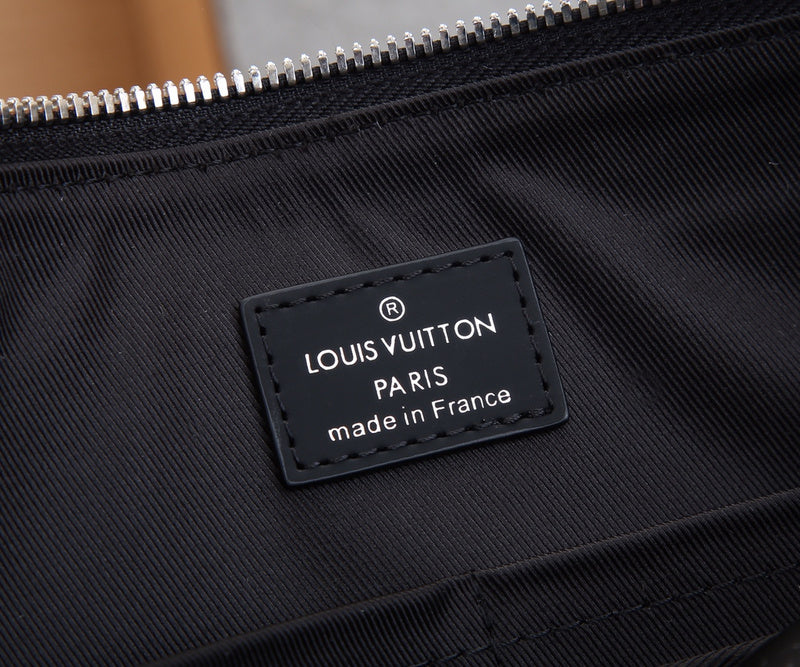 LOV - Luxurious Totes - 2534