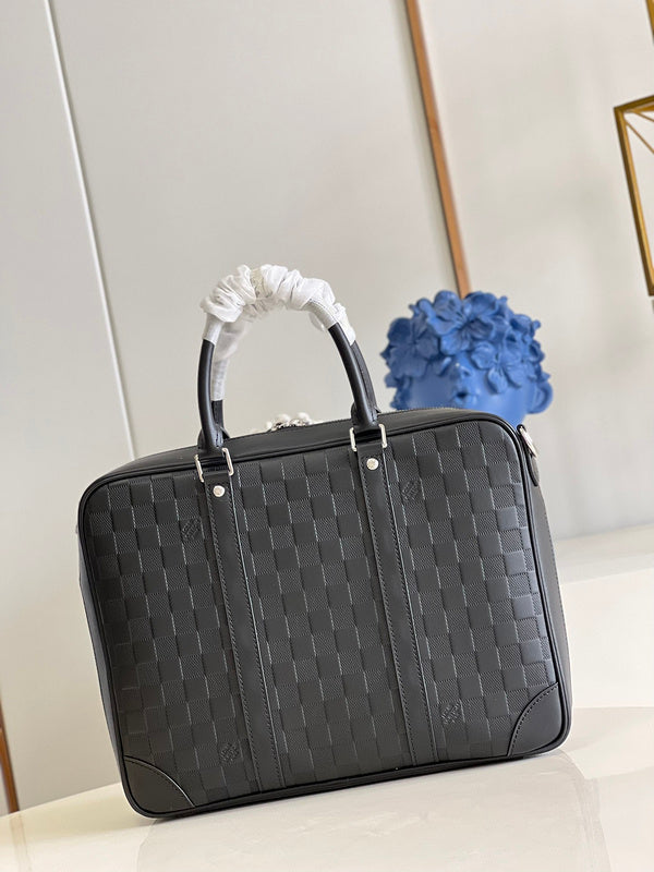 LOV - Luxurious Totes - 1840