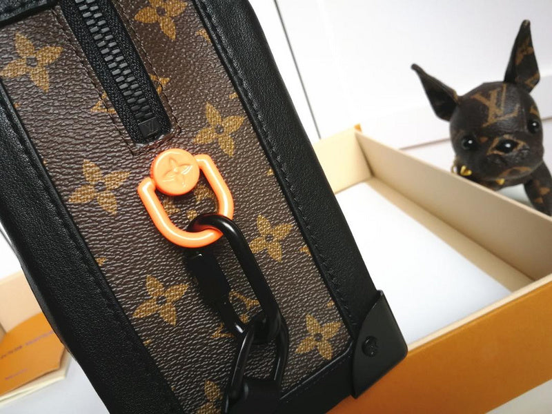LOV - Luxurious Totes - 2725