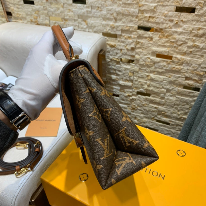 Luxurious Totes - Latest - 1637