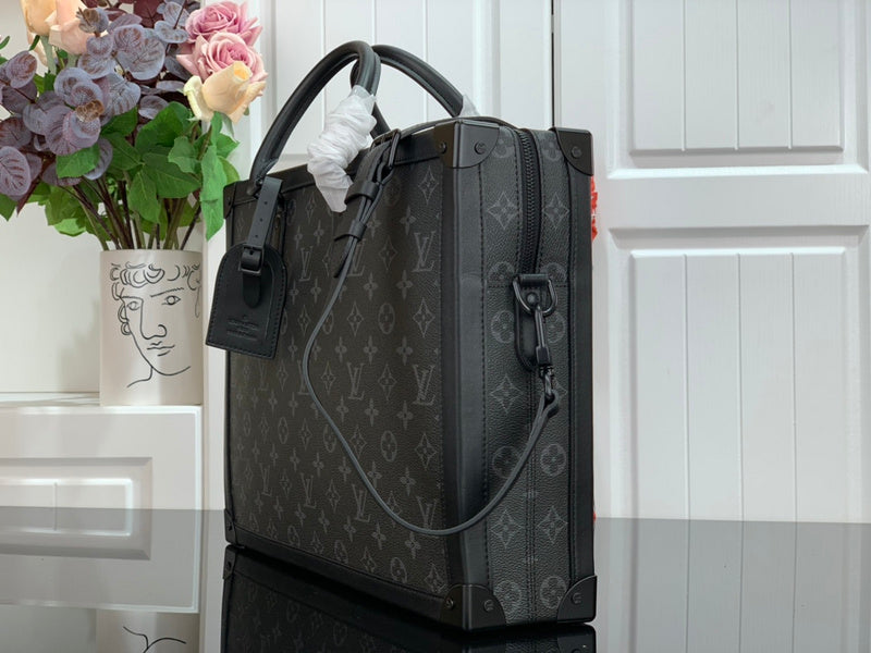 LOV - Luxurious Totes - 1812