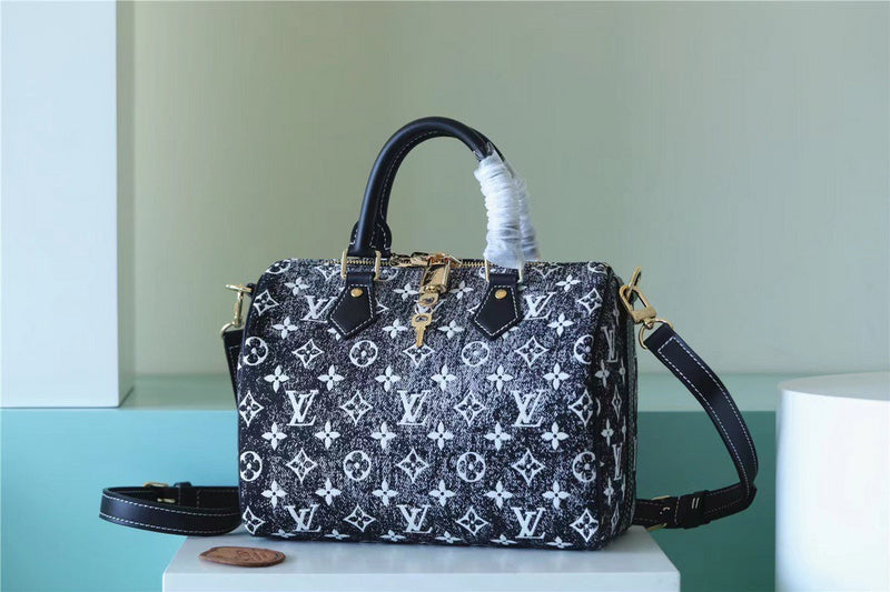 Lux-Totes - LOV Bags - 1087