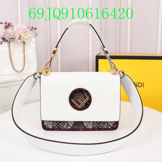 GC - Shoulder - 2898
