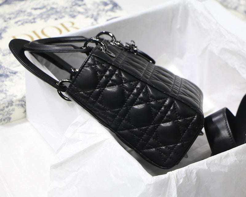 Luxurious Totes - Latest - 6471