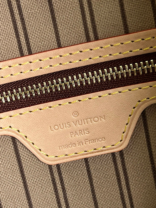 LOV - Luxurious Totes - 2170