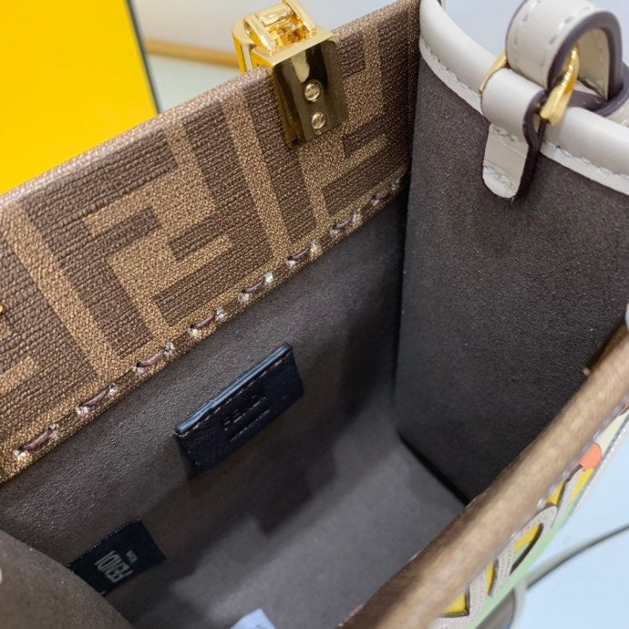 Luxurious Totes - Latest - 11390
