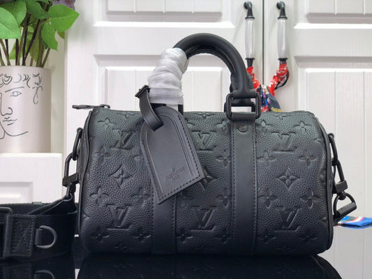 LOV - Luxurious Totes - 1365