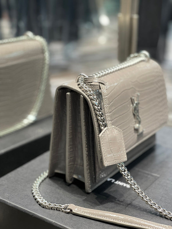 Luxurious Totes - Latest - 8546