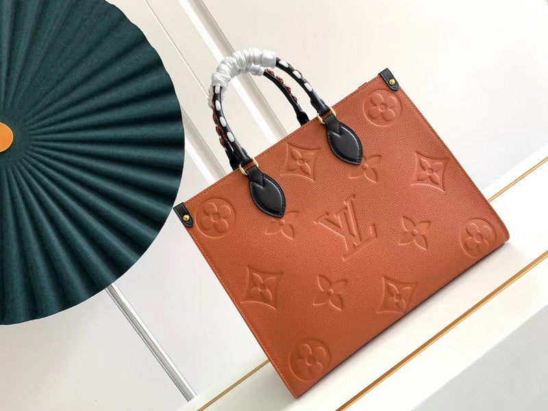 LOV - Luxurious Totes - 2392