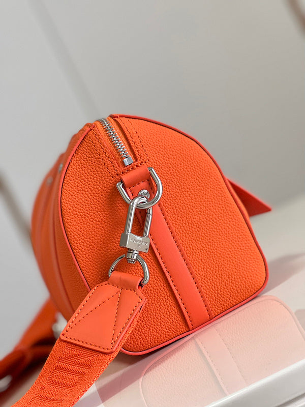 LOV - Luxurious Totes - 1845