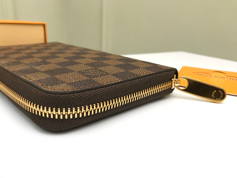 Luxurious Totes - Latest - 685