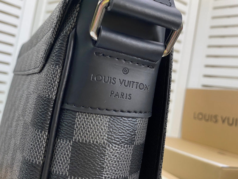 LOV - Luxurious Totes - 2508
