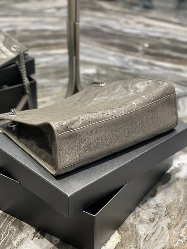 Luxurious Totes - Latest - 8257
