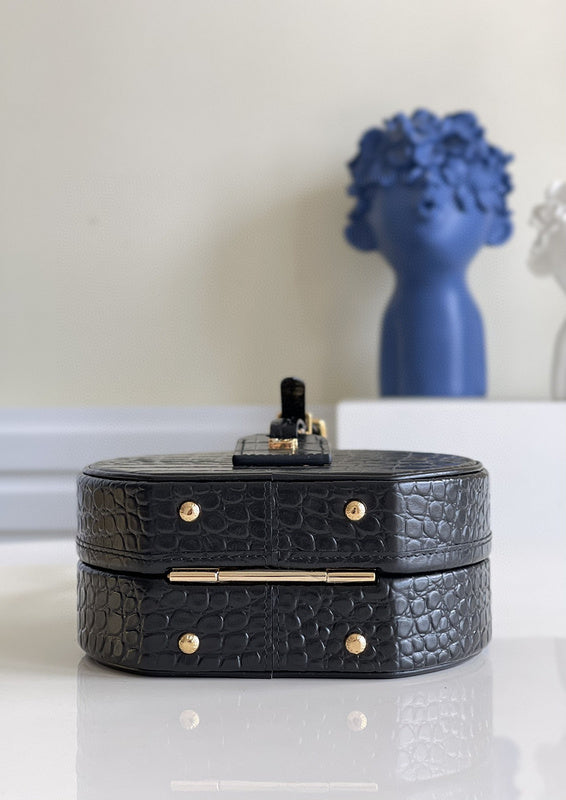 Luxurious Totes - Latest - 8818
