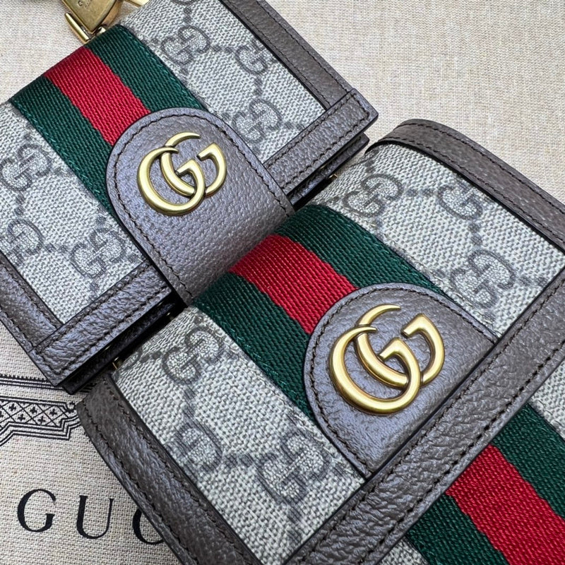 GUI - Luxurious Totes - 399