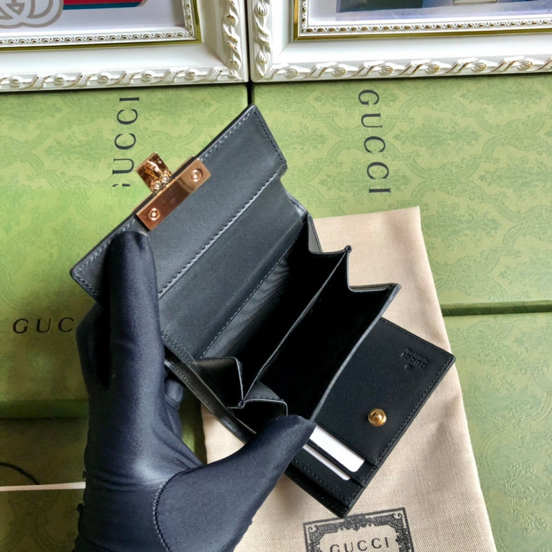 GUI - Luxurious Totes - 179