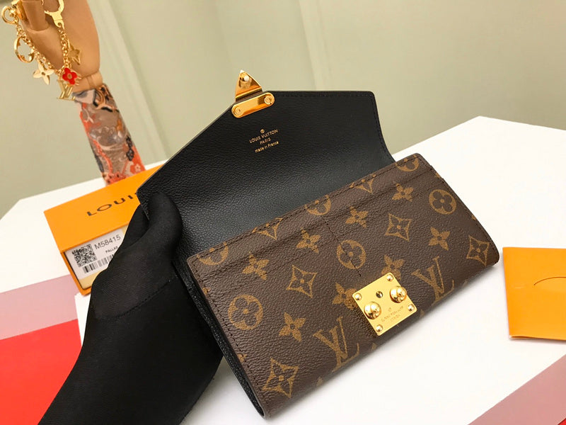Luxurious Totes - Latest - 672