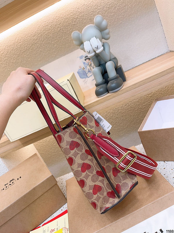 Luxurious Totes - CCH2 Bags - 096