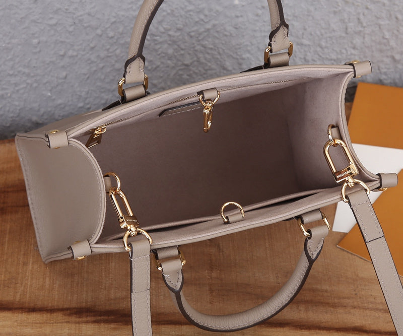 LOV - Luxurious Totes - 1593