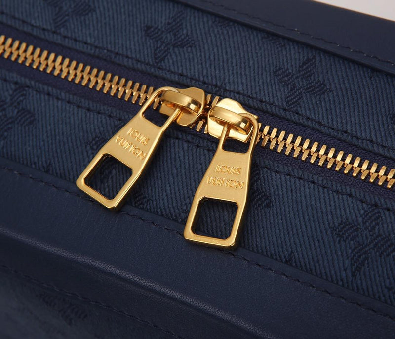 LOV - Luxurious Totes - 2686