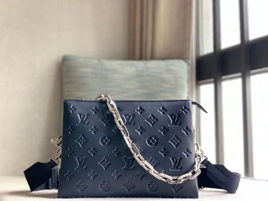 LOV - Luxurious Totes - 661