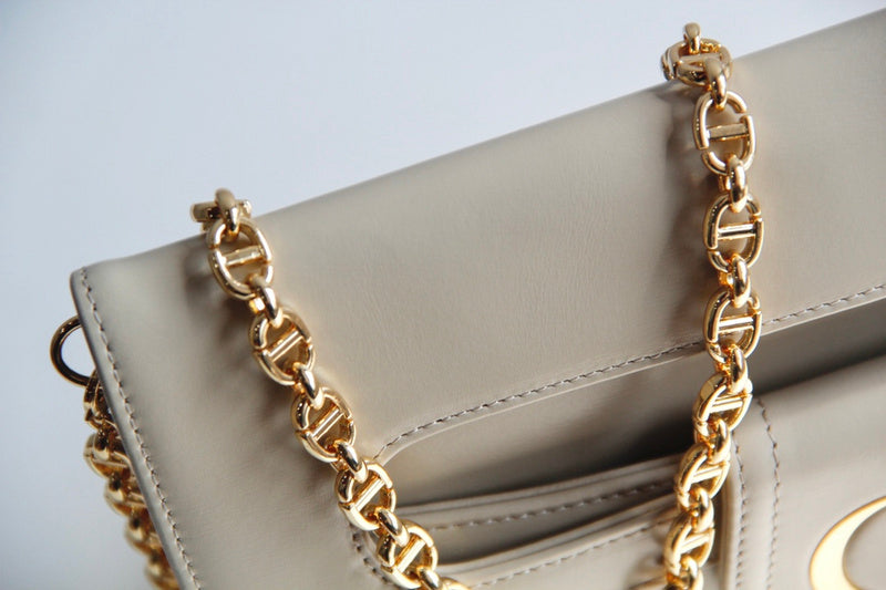 Luxurious Totes - Latest - 6279