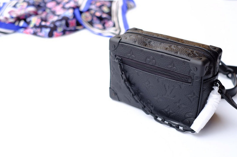 LOV - Luxurious Totes - 2595