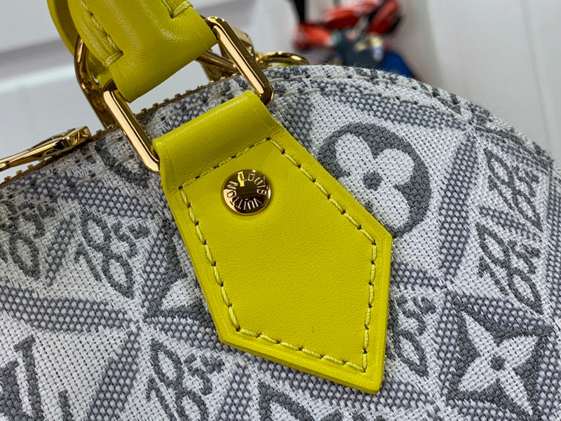 LOV - Luxurious Totes - 485