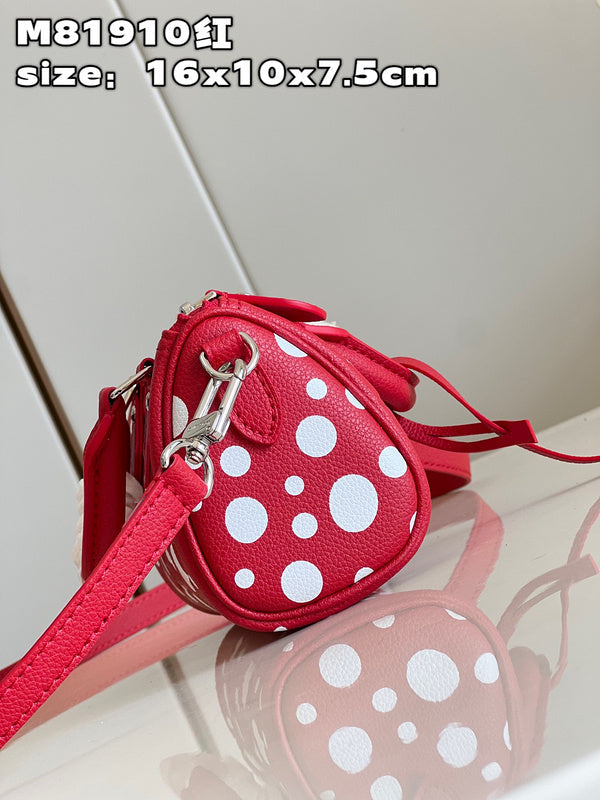 LOV - Luxurious Totes - 769