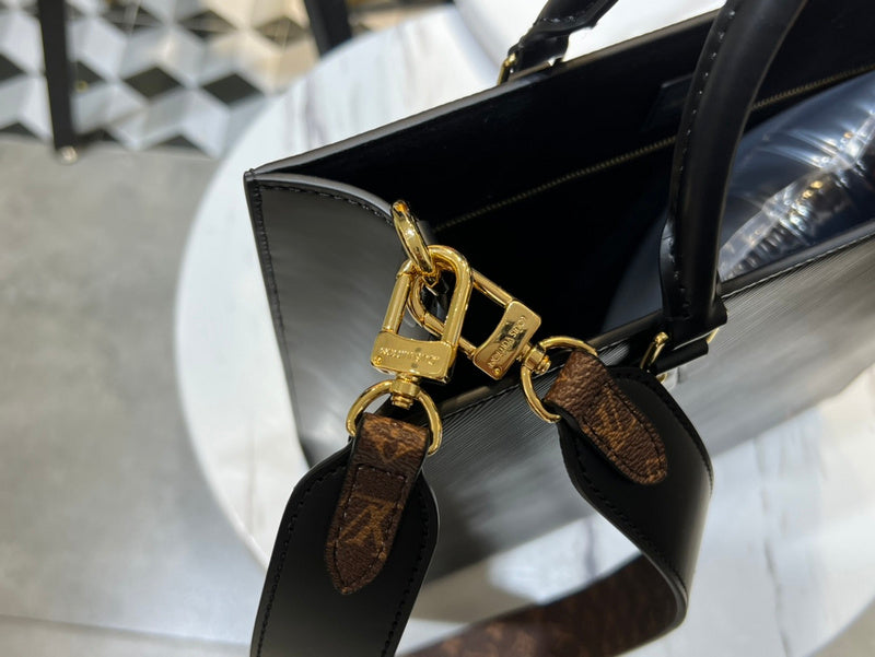 LOV - Luxurious Totes - 1908
